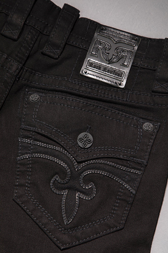 STRAIGHT JEANS IN BLACK