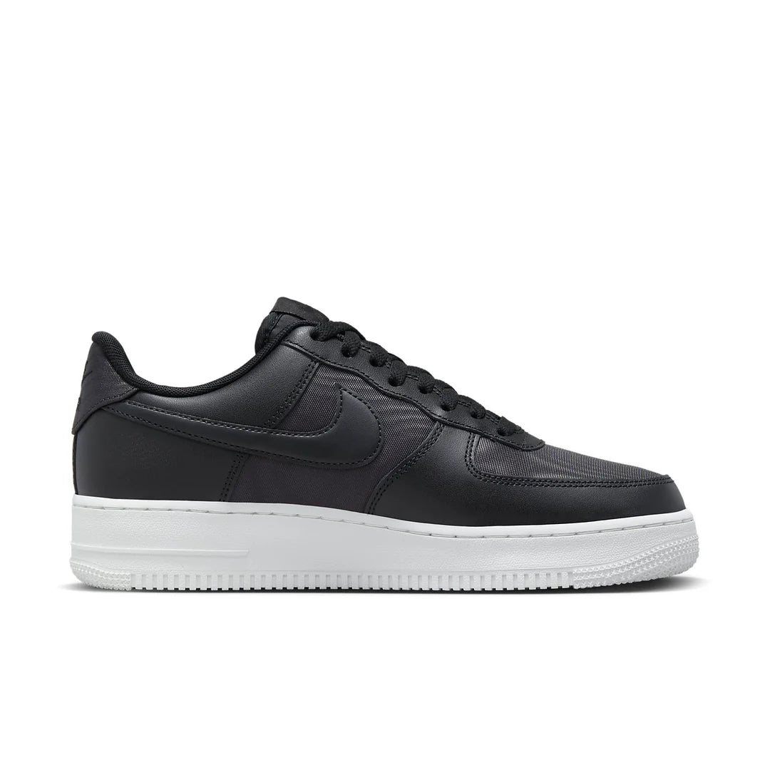 Nike - Air Force 1 Low '07 SE 'Black Nylon'